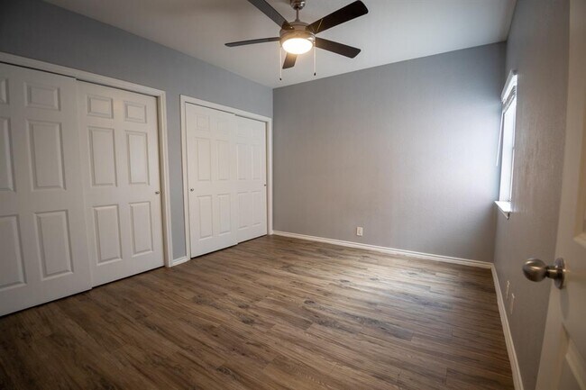 Building Photo - 2606 Rio Grande St