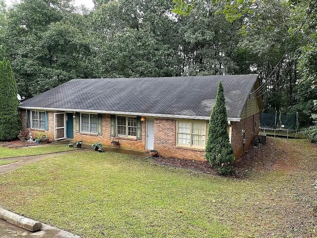 Primary Photo - 626 Jackson Park Ln NW