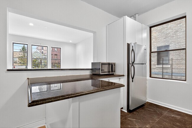 Building Photo - 270 Harrison Ave