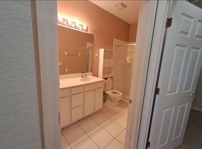 Building Photo - 7880 Lake Sawgrass Loop