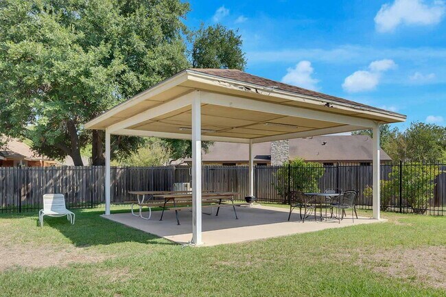 Building Photo - 5309 Beckett Cir