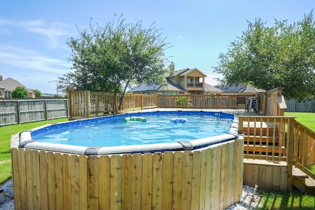 Building Photo - 5919 Dewdrop Ln