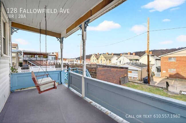 Building Photo - 128 Fallowfield Ave