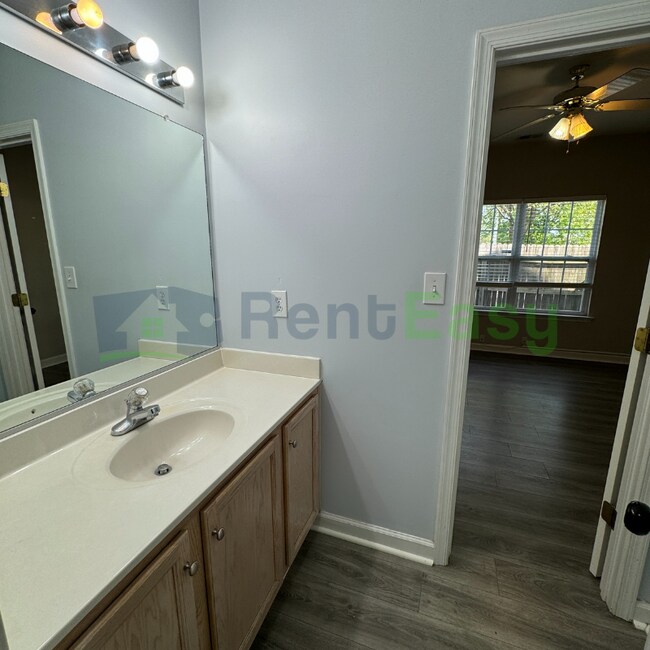 Building Photo - 5208 Pirata Pl