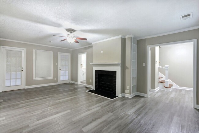 Building Photo - Large 4BR/2BA Ardsley Park House For Rent - Huge Yard