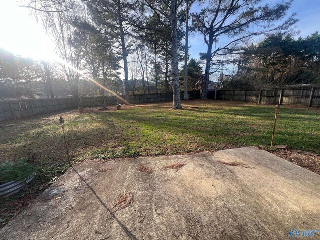 Building Photo - 108 Ann Bradley Dr