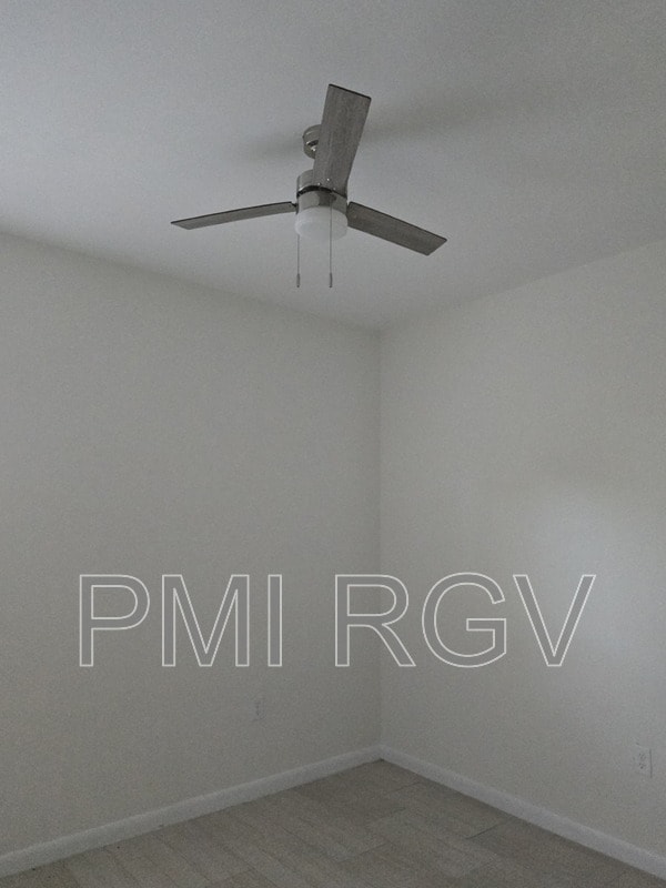 Building Photo - 2912 E Israel Ave