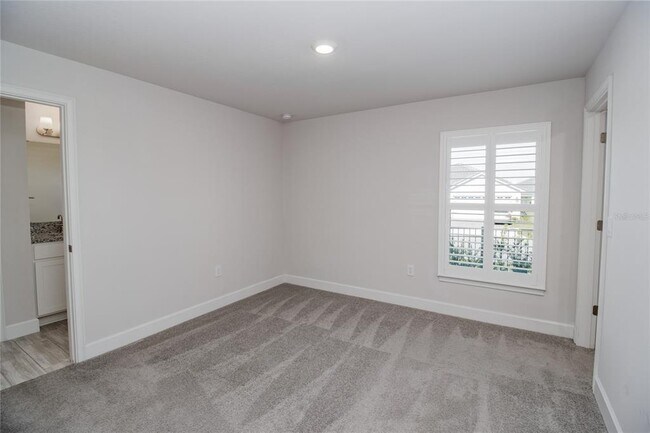 Building Photo - 4903 Vue Delac Pass