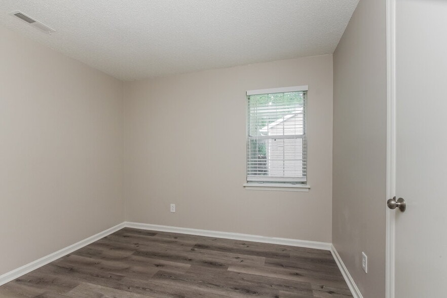 Building Photo - 3434 Braewick Pl