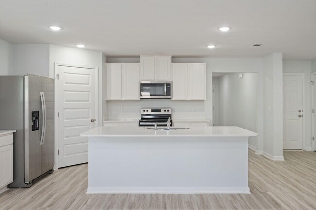 Building Photo - 522 Mary Lou Way