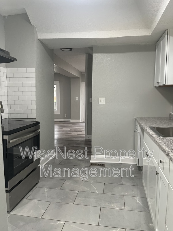 Building Photo - 3509 Brooklyn Ave