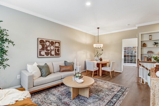 Building Photo - 12527 Heykens Ln