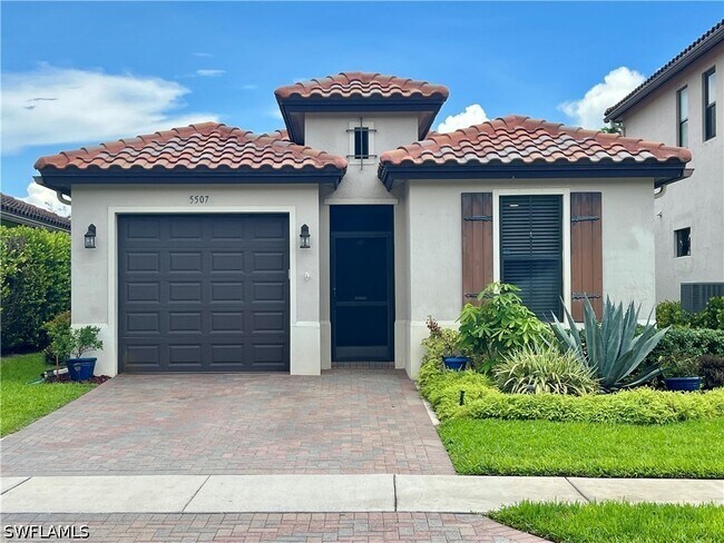 Building Photo - 5507 Useppa Dr