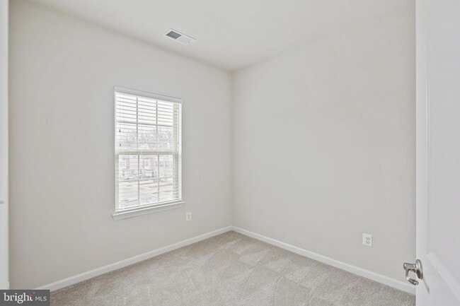 Building Photo - 10012 Sandy Run Rd