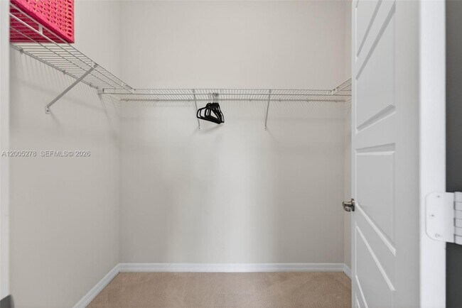 Building Photo - 19278 NE 6th Ave