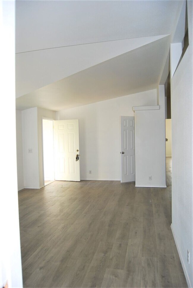 Building Photo - 3 Bedroom 2 Bath MF Home Carlton OR