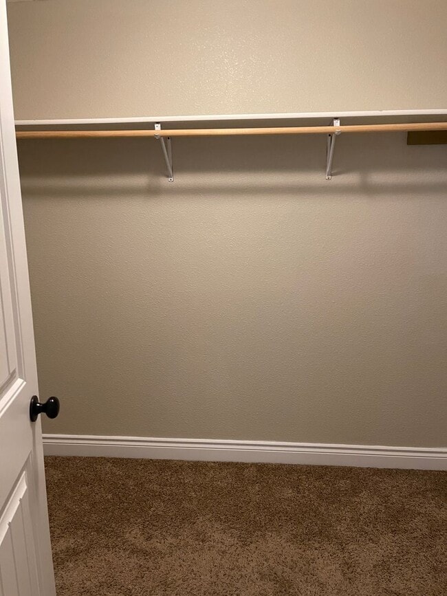 Building Photo - AVAILABLE!!!