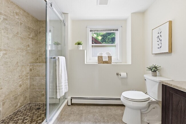 Building Photo - 51 Hosmer St
