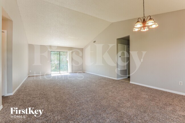 Building Photo - 710 Leeward Dr