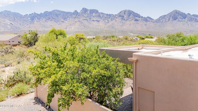 Building Photo - 11776 N Labyrinth Dr