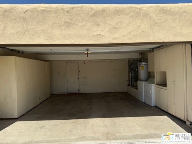 Building Photo - 4850 N Winners Cir