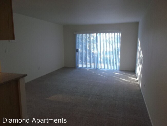 Building Photo - 4721 Lamont St