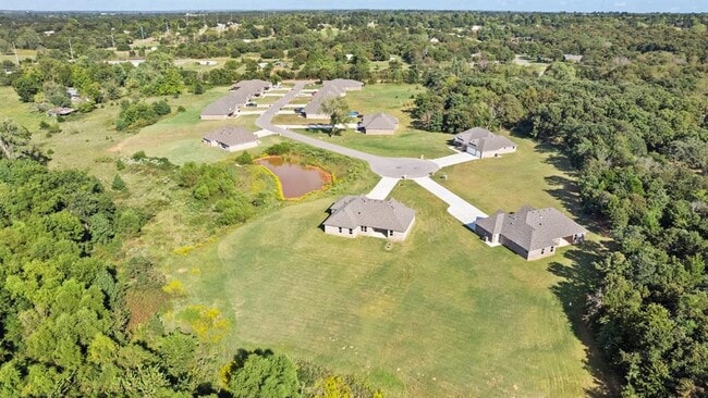 Building Photo - 17859 Salem Rd