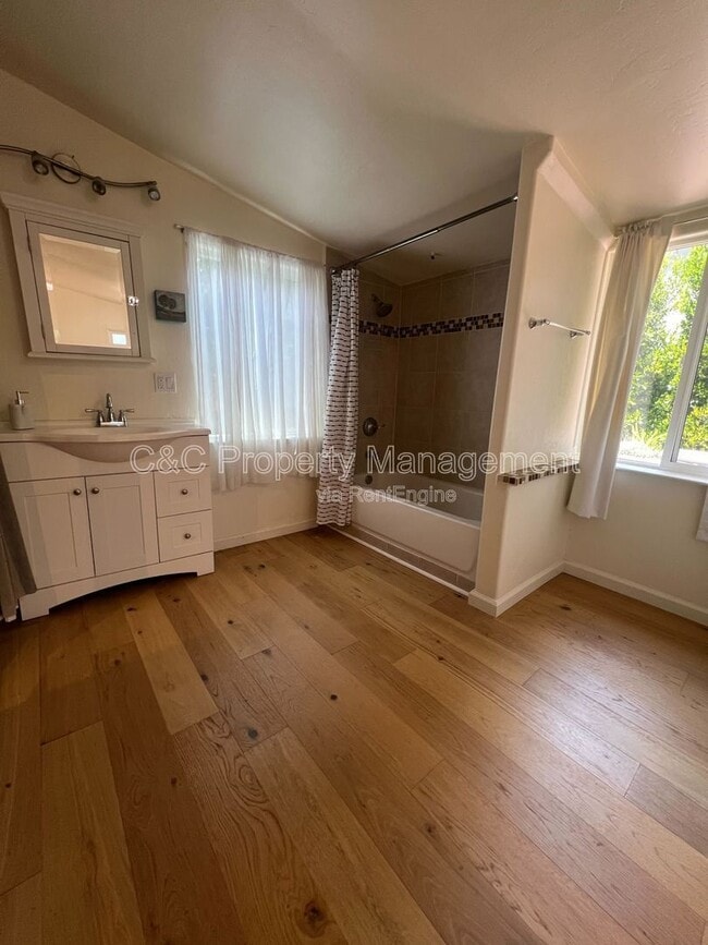 Building Photo - 26208 Atherton Dr