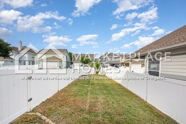 Building Photo - 10329 Nantucket Dr