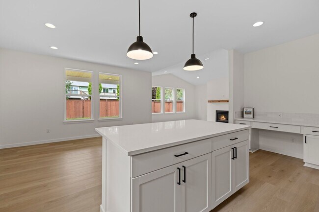 Building Photo - 854 Prospector Pl