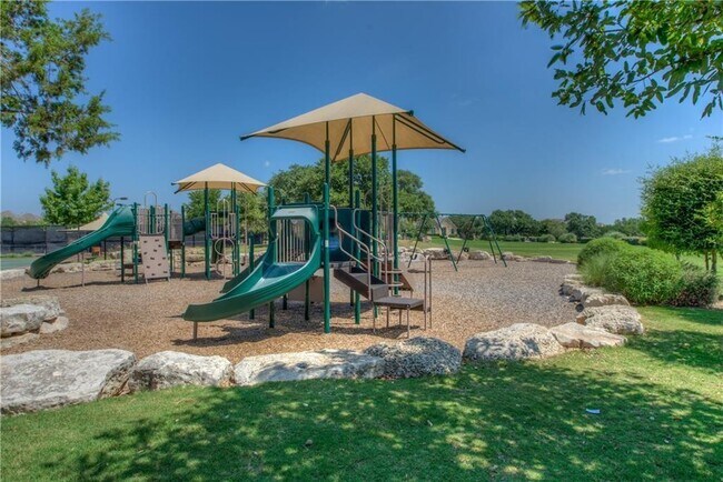 Building Photo - 12221 Montclair Bend