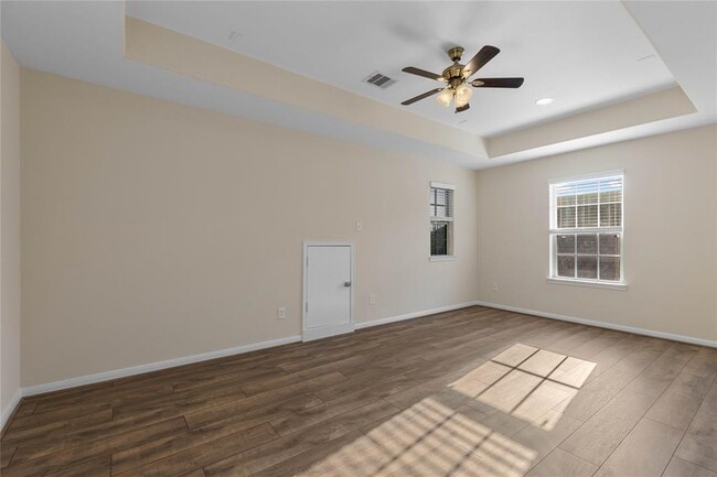 Building Photo - 4855 Palomar Ln