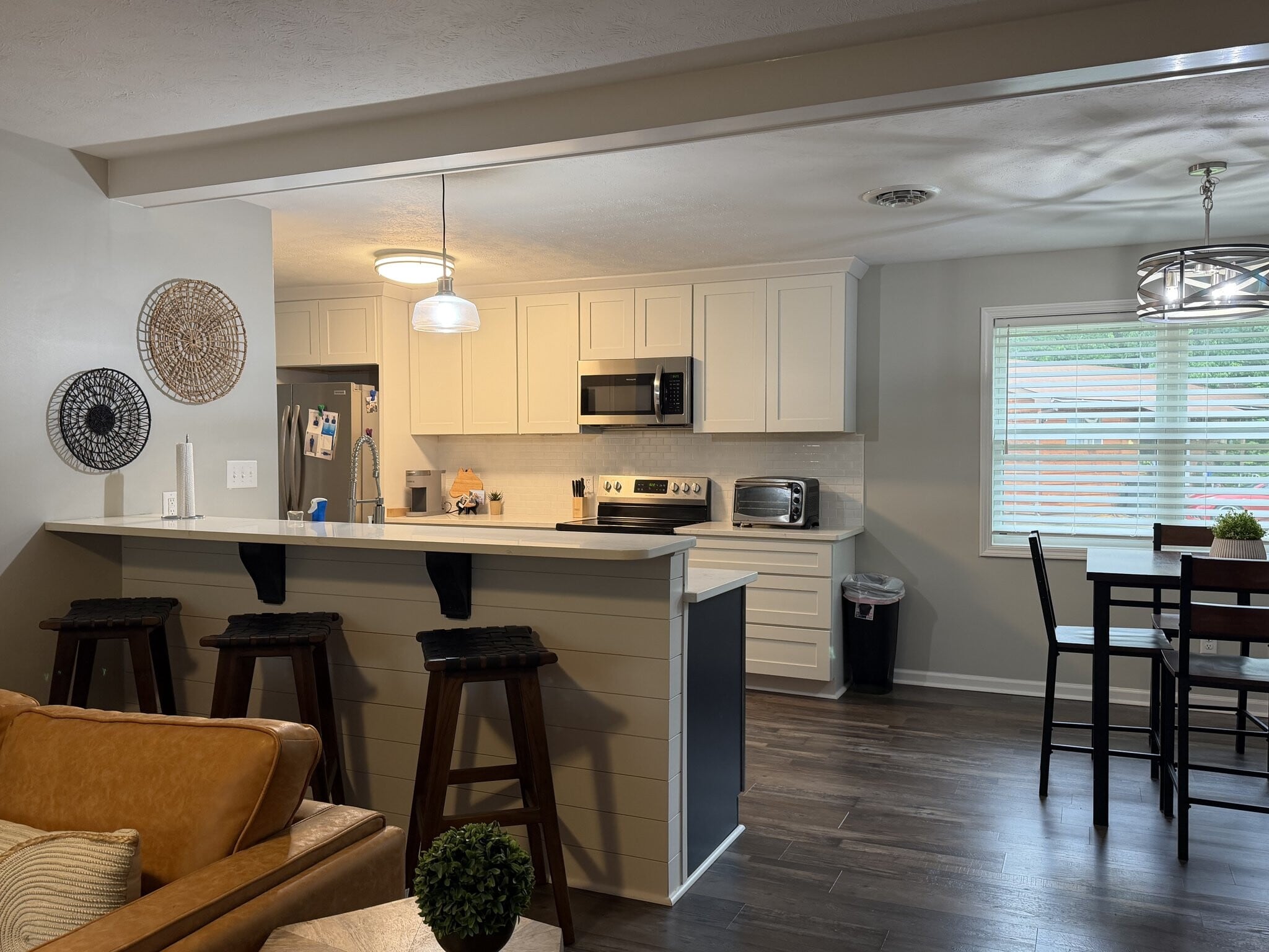 Building Photo - 244 Windmere Dr