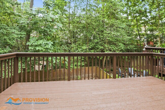 Building Photo - 217 Wintergull Ln