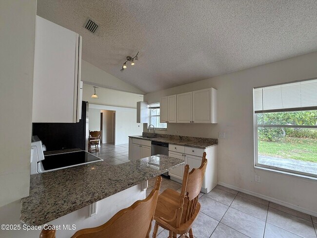 Building Photo - 3506 Egret Dr
