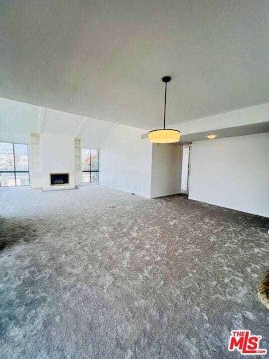 Building Photo - 11805 Mayfield Ave