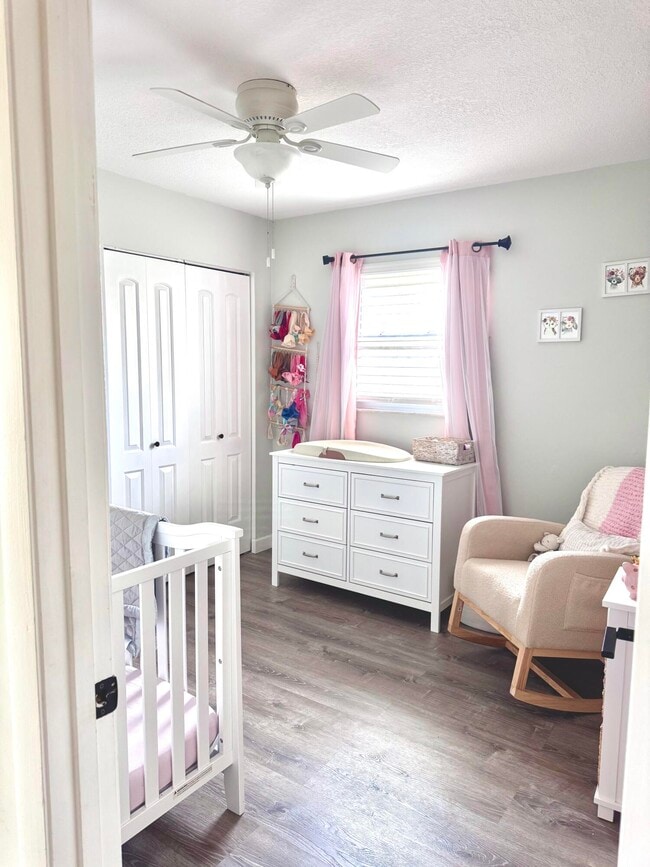 Building Photo - 1703 NE 25th Terrace