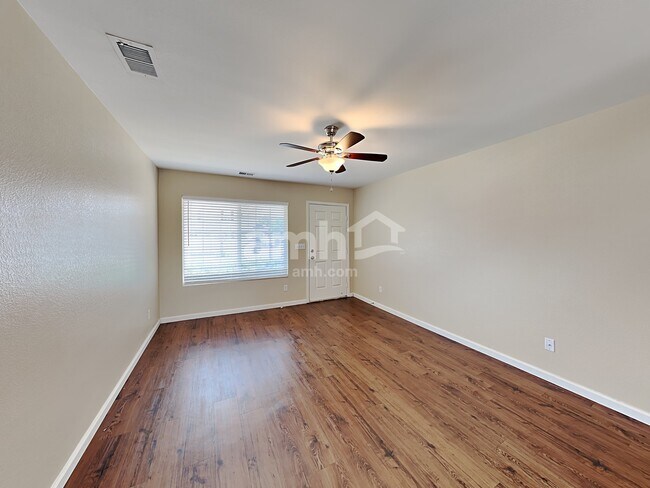 Building Photo - 4338 Orleans Ct