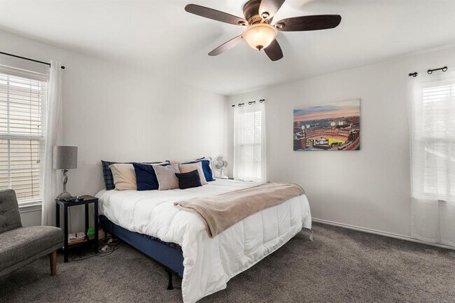 Building Photo - 1051 Dorn