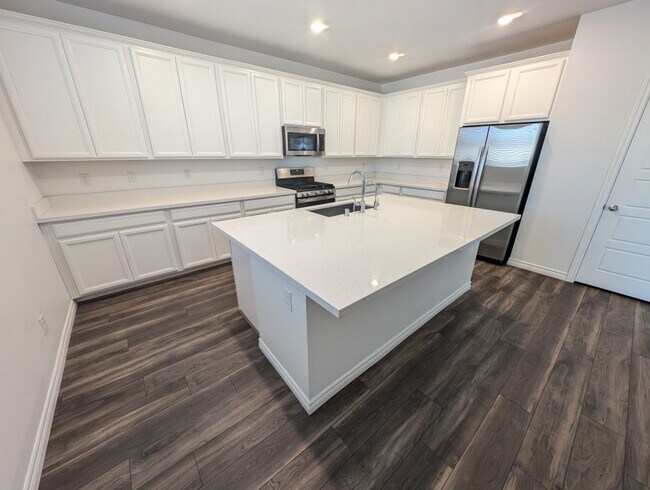 Building Photo - 2932 Moulin Hts St