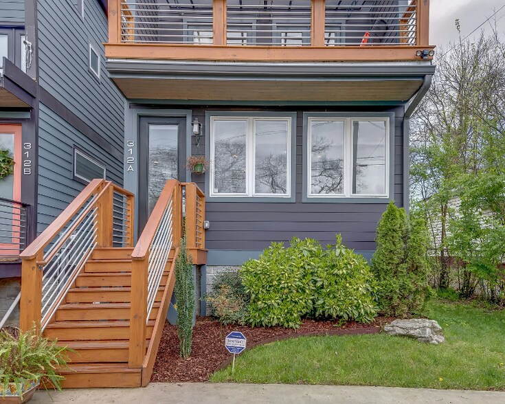 Building Photo - 312 Prince Ave