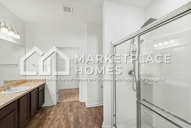 Building Photo - 1305 Anchor Bend Dr