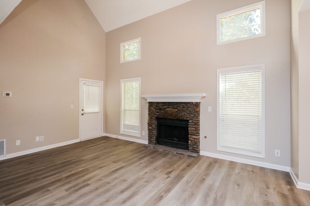 Building Photo - 2627 Windage Dr SW