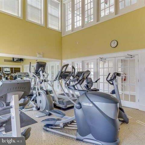 Building Photo - 1625 International Dr