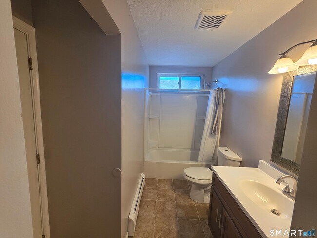 Building Photo - 15 Mc Donald Ave