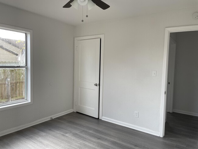 Building Photo - 4225 Harry St