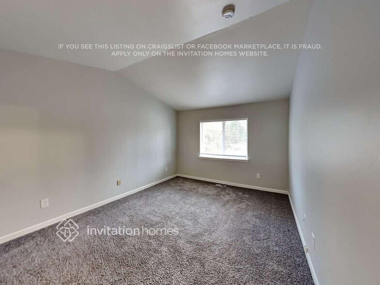 Building Photo - 14416 11th Ave Ct E