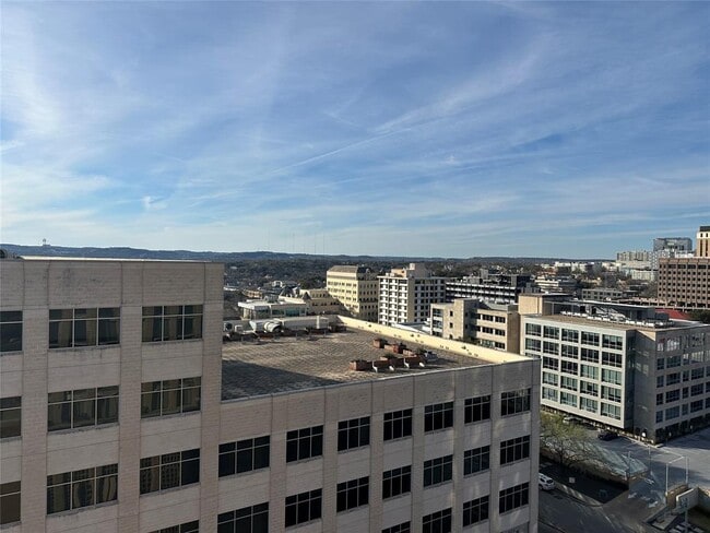 Building Photo - 1122 Colorado St