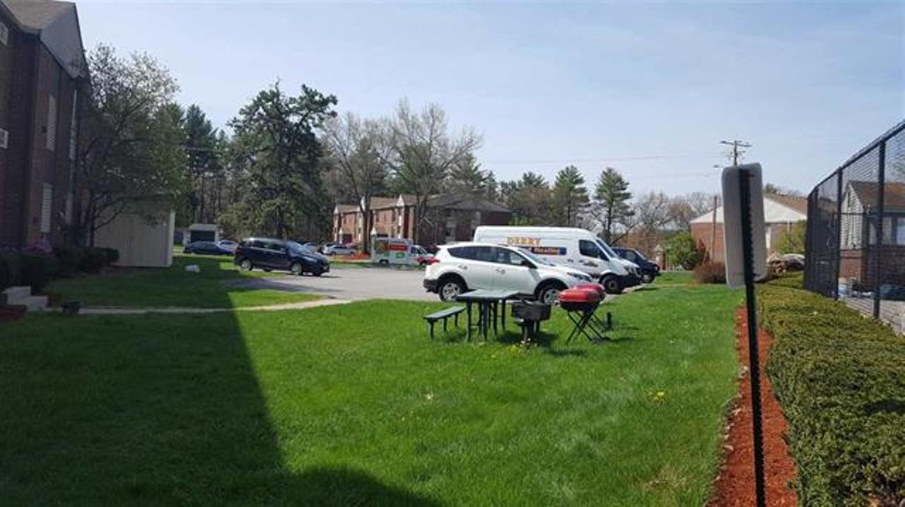 Building Photo - 80 English Village Rd