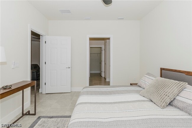 Building Photo - 5697 Mayflower Way